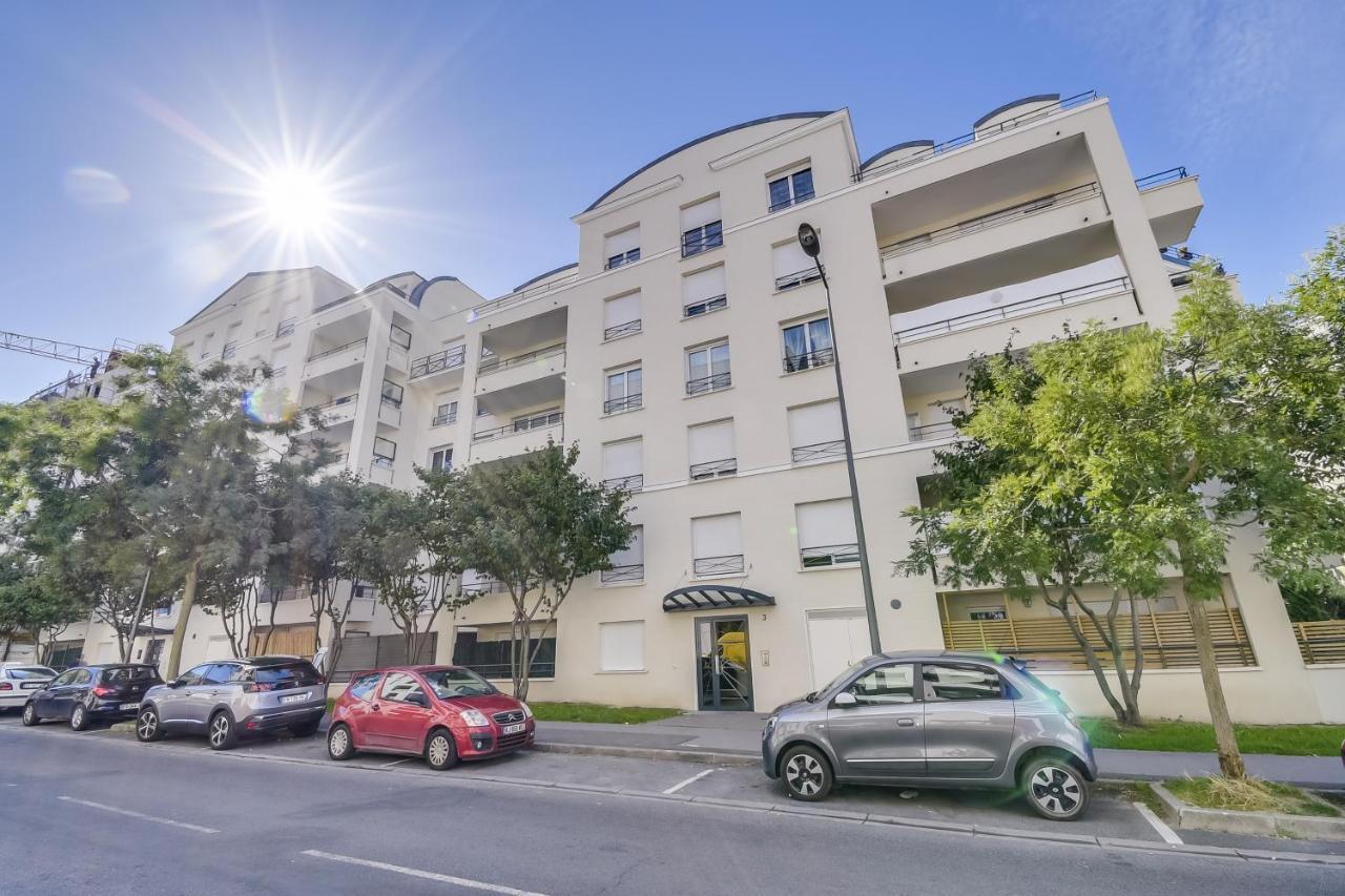 Chic Apart With Parking And Balcony Apartamento Cergy Exterior foto