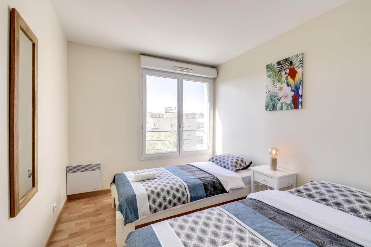 Chic Apart With Parking And Balcony Apartamento Cergy Exterior foto