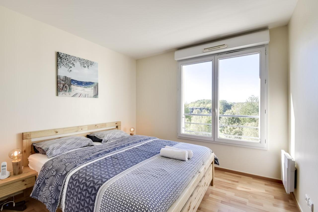 Chic Apart With Parking And Balcony Apartamento Cergy Exterior foto